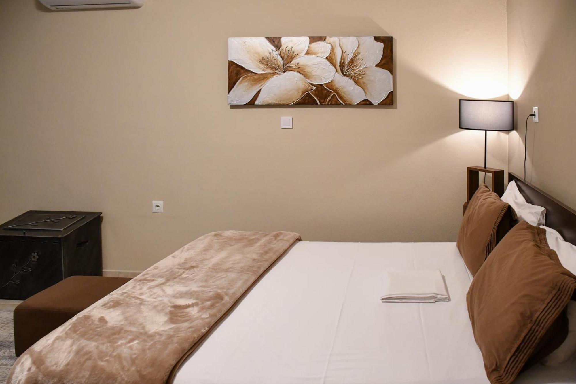Toula Rooms Angistron Luaran gambar