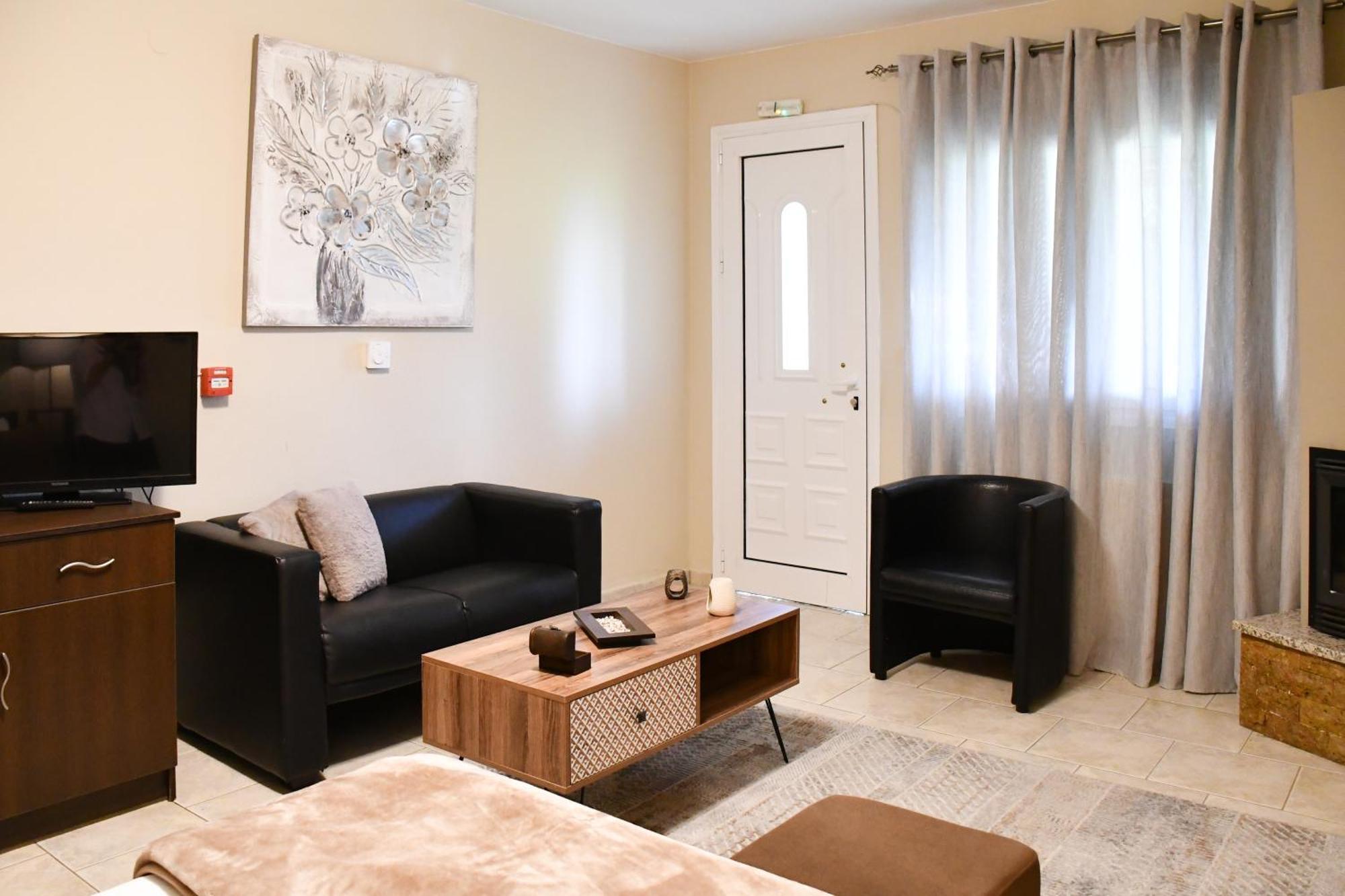 Toula Rooms Angistron Luaran gambar