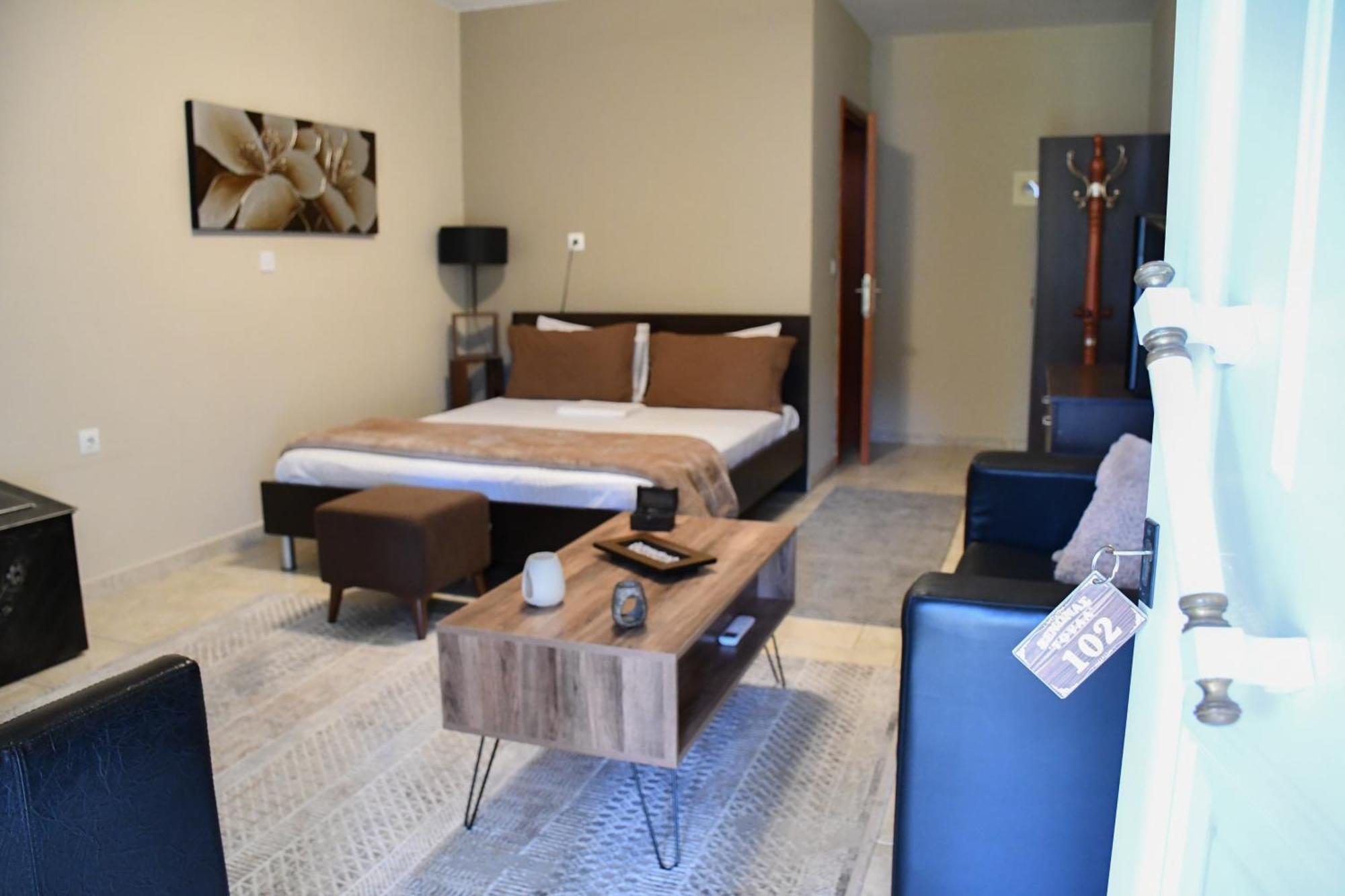 Toula Rooms Angistron Luaran gambar