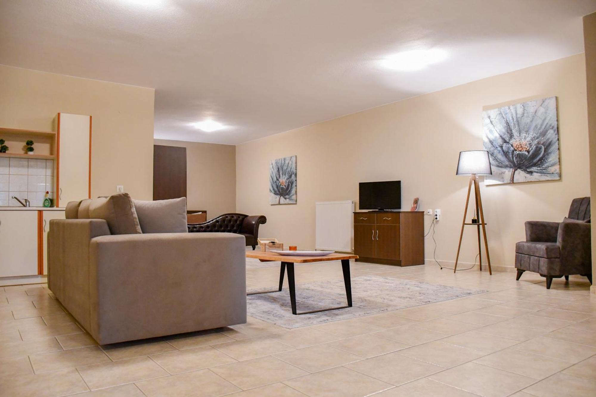 Toula Rooms Angistron Luaran gambar